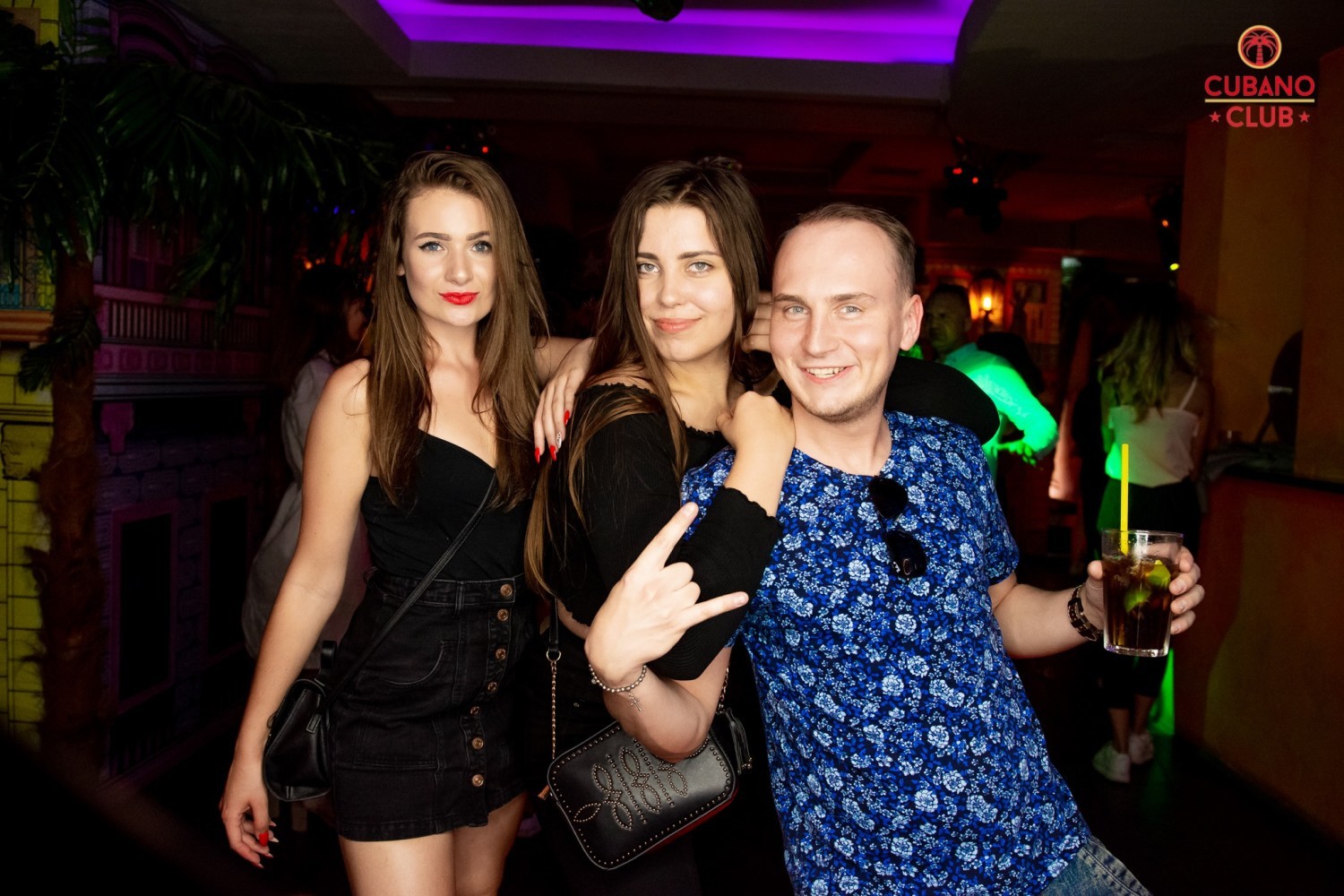 Tegoroczny Adapciak UMK zakończył się imprezą w klubie Cubano! Nowi toruńscy studenci bawili się wraz ze starymi wyjadaczami w klubie