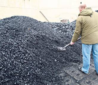 Polacy tonami wykupują czeski węgiel. Na "czarne złoto" trzeba czekać w kolejce