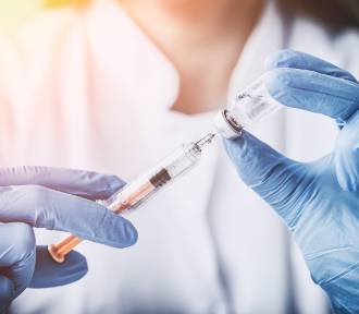 Nowe szczepionki przeciwko Omikronowi – kto będzie mógł się zaszczepić i kiedy?