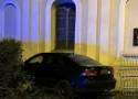 W Bielsku-Białej 24-letni kierowca pod wpływem alkoholu uderzył w mur kościoła. Stracił prawo jazdy