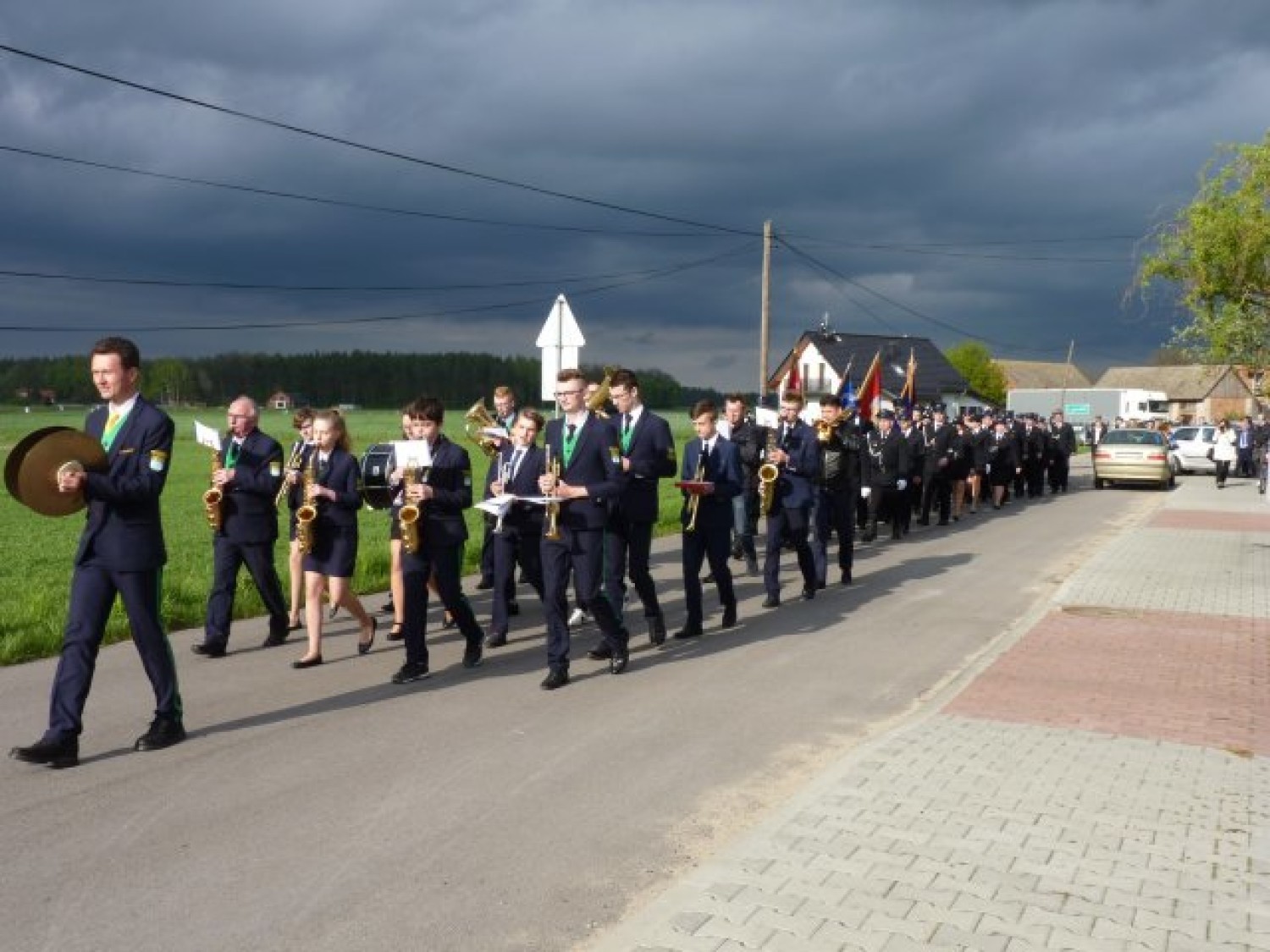 Poświęcenie nowego wozu i strażnicy OSP Ostrów - Lubockie