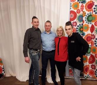 Modzieowe Forum Samorzdowe to Rada Modziey dziaajca przy Burmistrzu i Radzie Miejskiej Czerwionki-Leszczyn. Celem inicjatywy Powstanie Modzieowe Forum Samorzdowe - Czerwionka