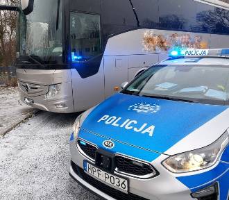 Rawa Mazowiecka: nietrzeźwy kierowca autobusu przewoził ponad 40 pasażerów