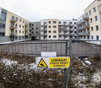 Deweloper w Bydgoszczy usłyszał 37 zarzutów. Chodzi o budowę bloków w Fordonie