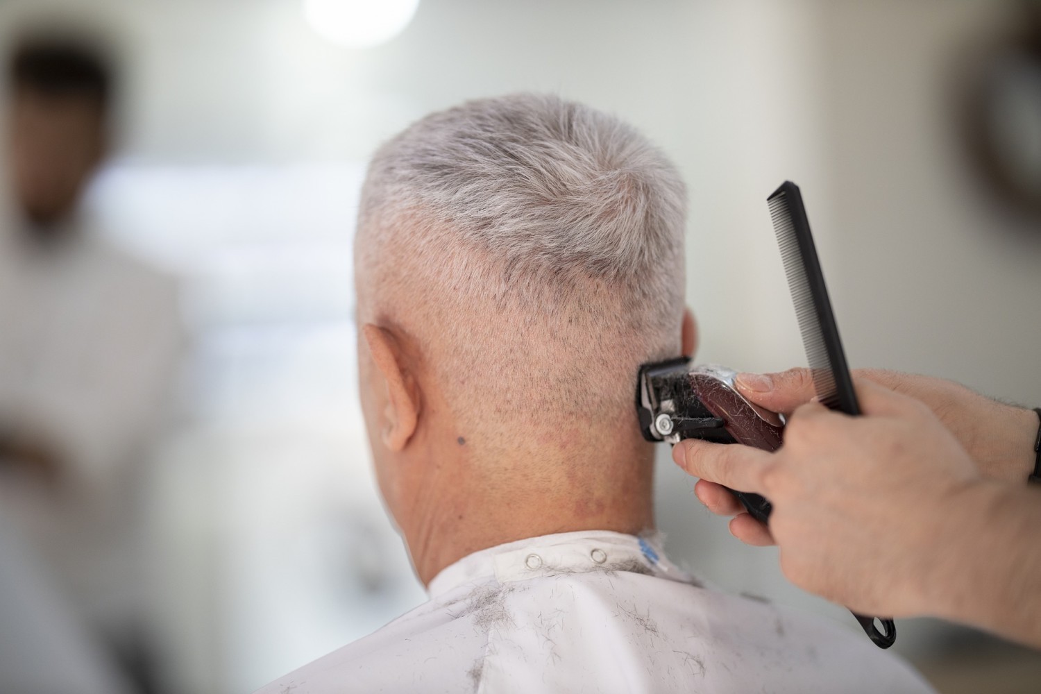Salon Fryzjerski PERFEKT Paweł CichońOcena: 4,7Liczba opinii: 78 opiniiLokalizacja: Wałowa 36