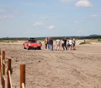 Reklamę Porsche nagrywali na Pustyni Błędowskiej. Taki model to ponad milion zł!
