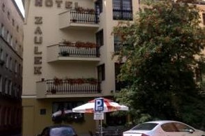 Hotel Zaułek***