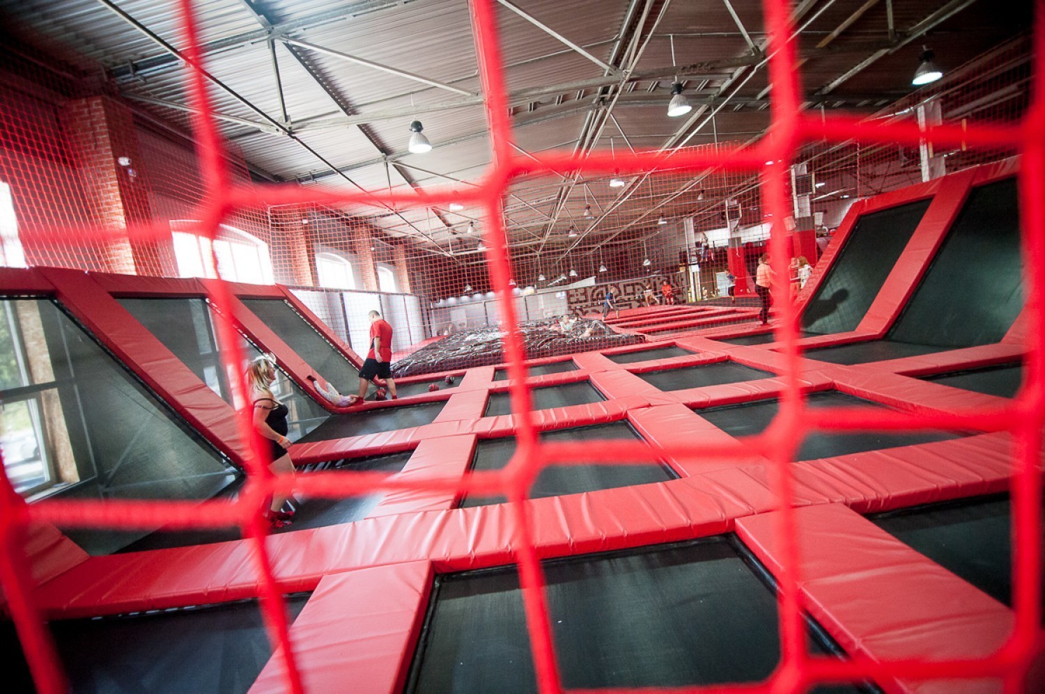 Szaleństwo na trampolinach