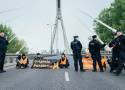 Aktywiści blokowali mosty w Warszawie. Teraz dostali wysoką karę. "To nas nie zatrzyma" 