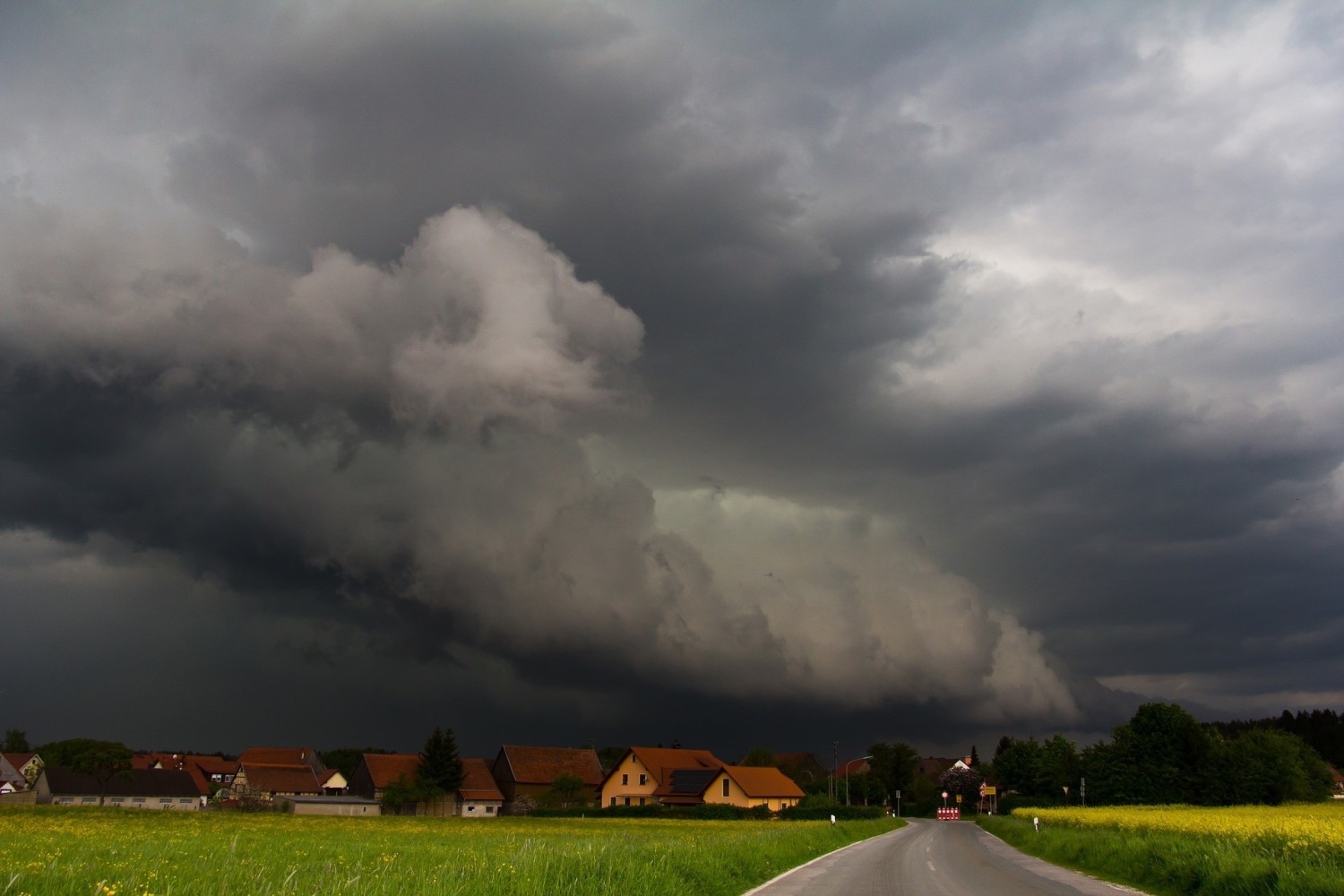 Przed nami tydzień z niebezpieczną pogodą. Zobacz prognozę