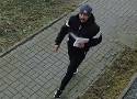 Podał się za kontrolera. Wszedł do mieszkania w Sosnowcu i skradł sporo gotówki. Może znacie lub widzieliście tego mężczyznę? 
