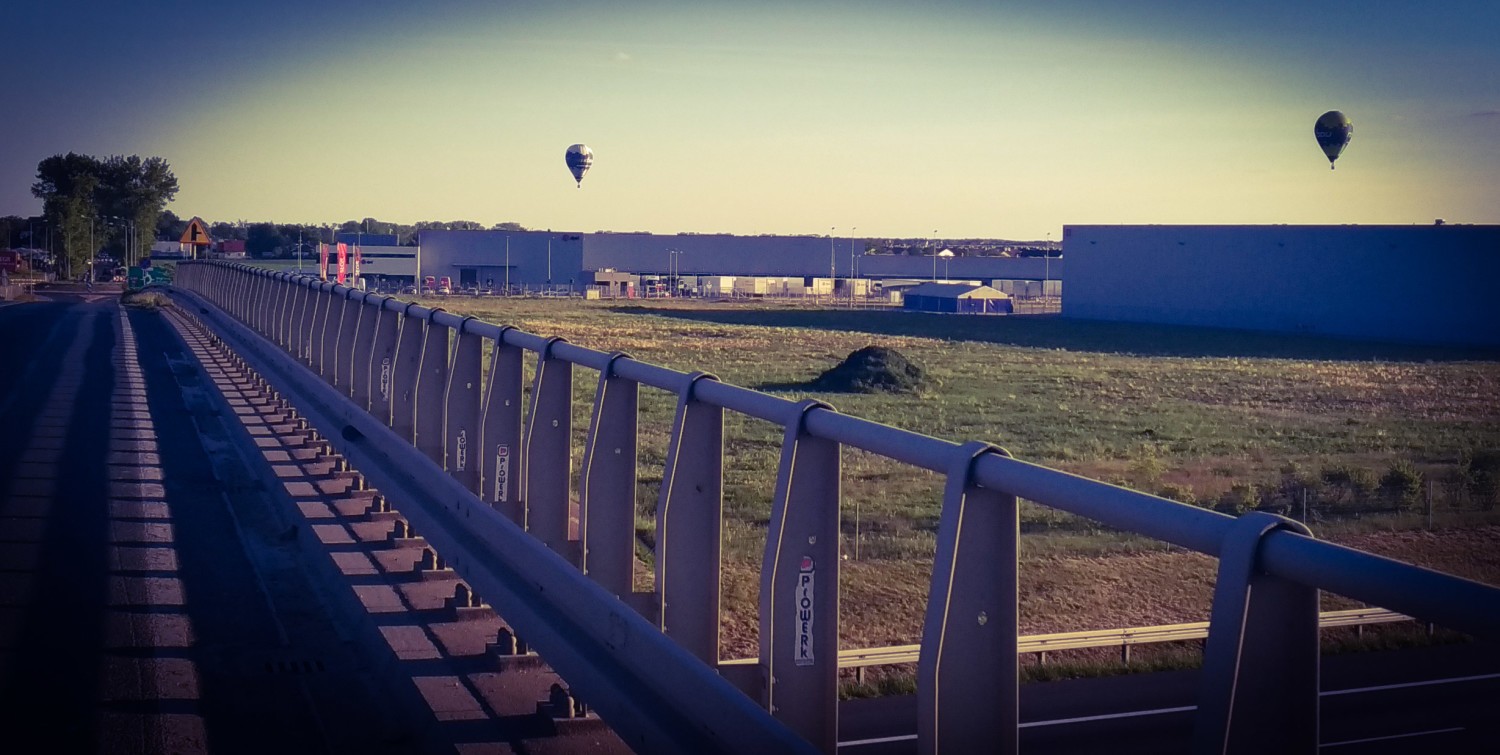 W czwartkowe popołudnie i wieczór można było podziwiać balony latające nad Poznaniem
