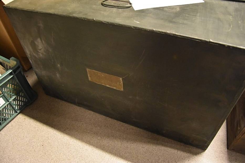 Skarb z Wałbrzycha i trzy metalowe, zaspawane walizki z czasów II wojny światowej mogą zawierać bardzo ważne dokumenty, dzieła sztuki, depozyty bankowe... 