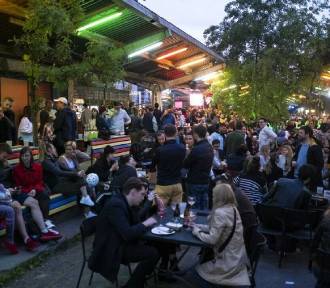 Rusza sezon Nocnego Marketu. Słynny street food powraca w ciekawej odsłonie