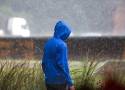 IMGW ostrzega przed intensywnymi opadami deszczu z burzami w Małopolsce