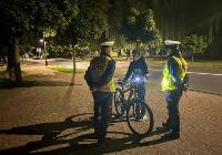 Bezpieczeństwo rowerzystów. Policja w Zduńskiej Woli przypomina obowiązki i zasady ZD