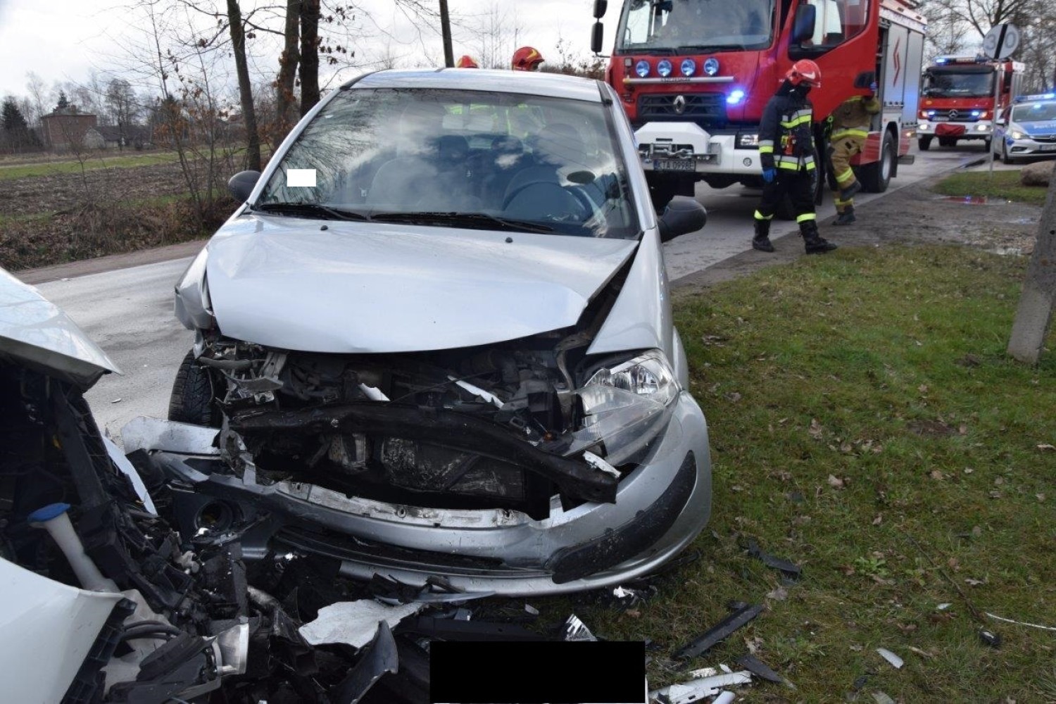 Na miejscu pojawiły się dwa zastępy straży pożarnej