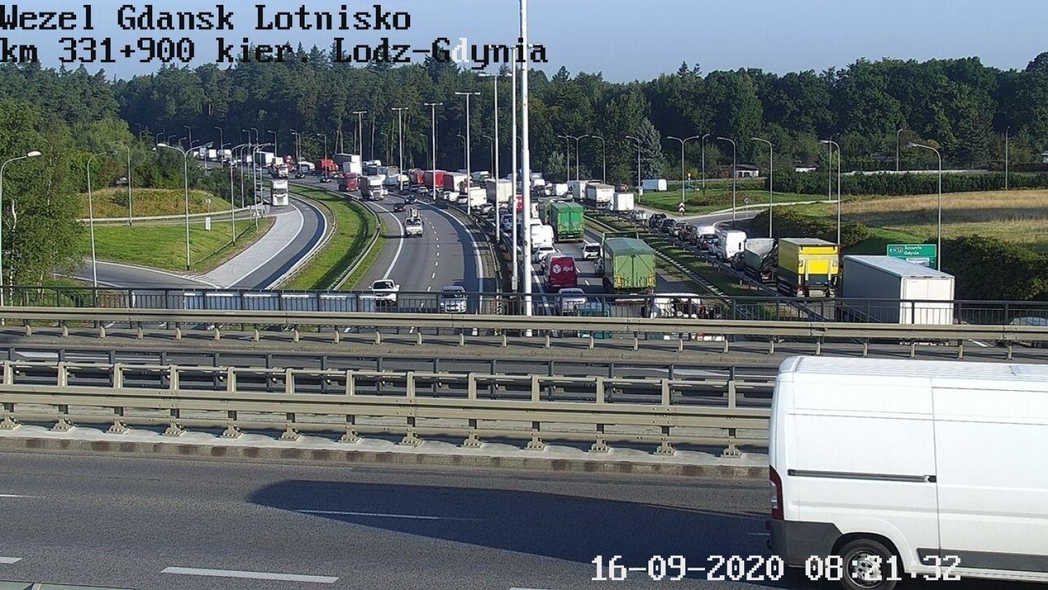 Pożar samochodu na obwodnicy Trójmiasta spowodował w środę 16