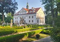 Pałac w Ciechanowicach - freski jak na Wawelu. Ogród jak w Wersalu
