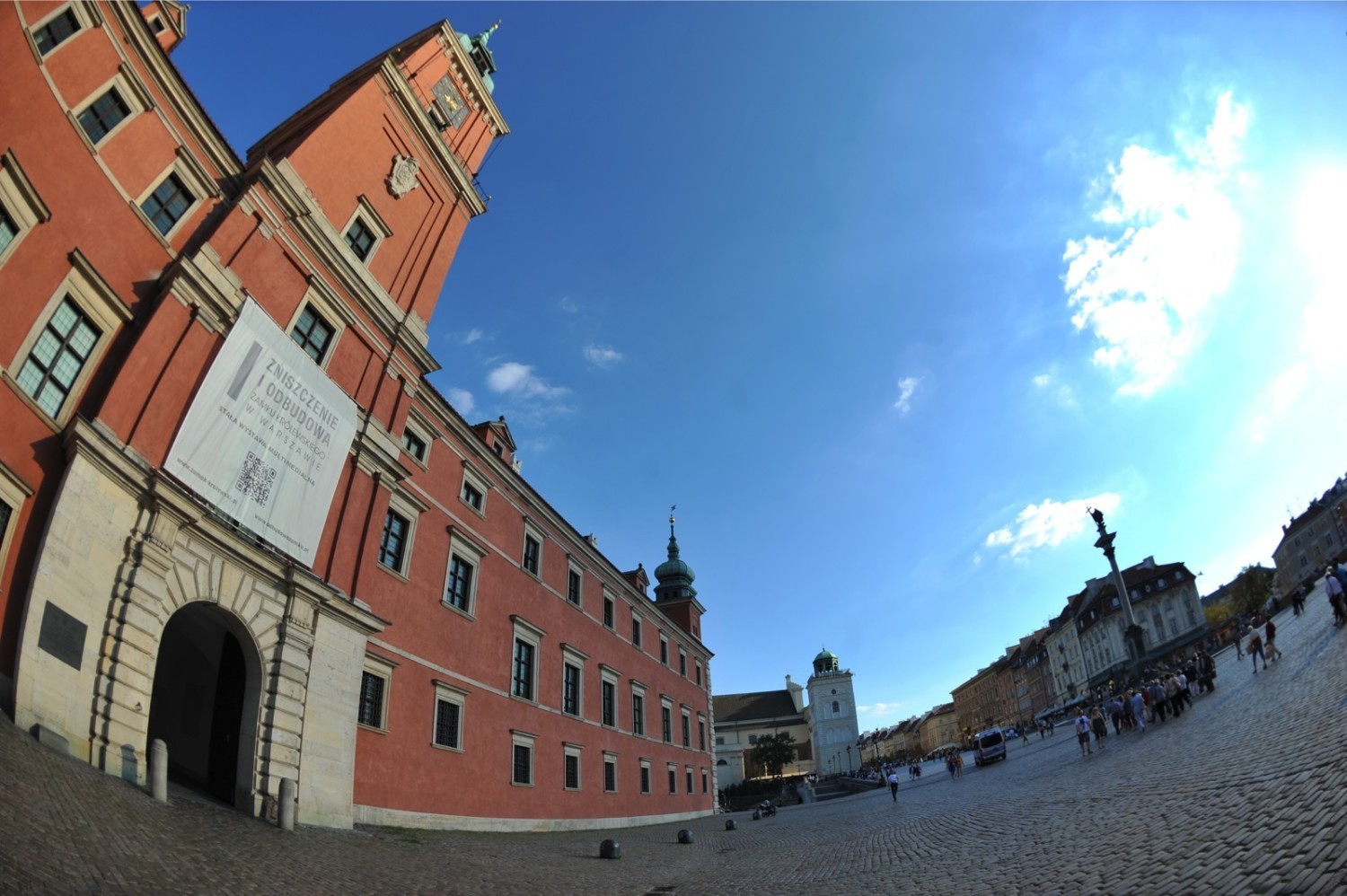 Kolumna Zygmunta do zdekomunizowania? Propaguje poprzedni ustrój i zakłamuje historię