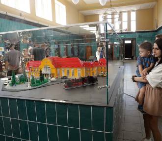 Największa w Polsce makieta z klocków Lego na dworcu w Legnicy, zobaczcie zdjęcia