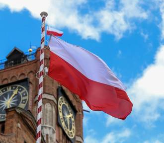 Obchody Święta Flagi i Święta Konstytucji w Toruniu. Co się będzie działo 2 i 3 maja?