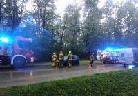 W Szadkowicach zderzyły się trzy samochody. Powodem nieuwaga poddębiczanki ZDJĘCIA