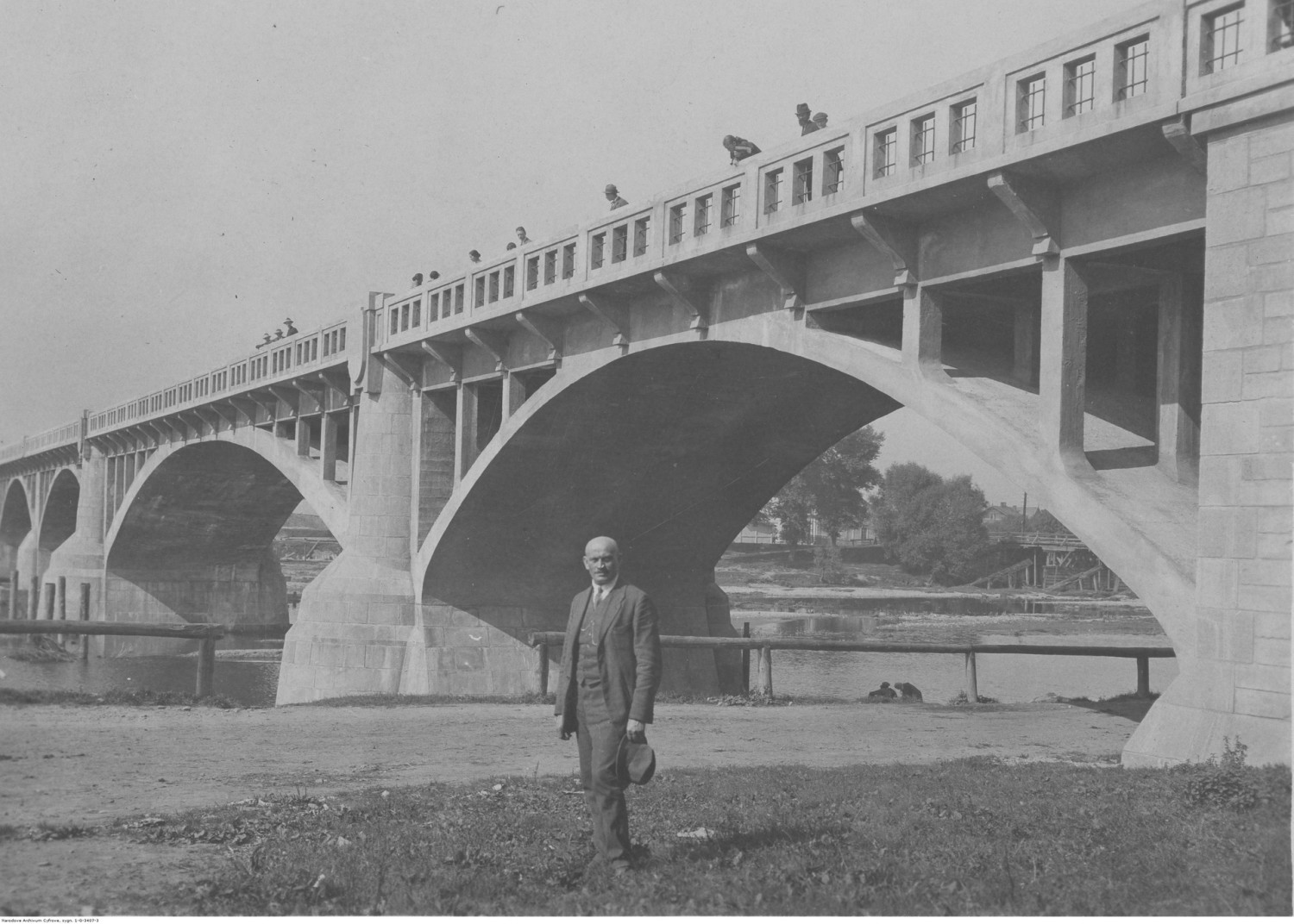 Most żelbetowy na rzece Sole w Oświęcimiu wybudowany w 1924 r