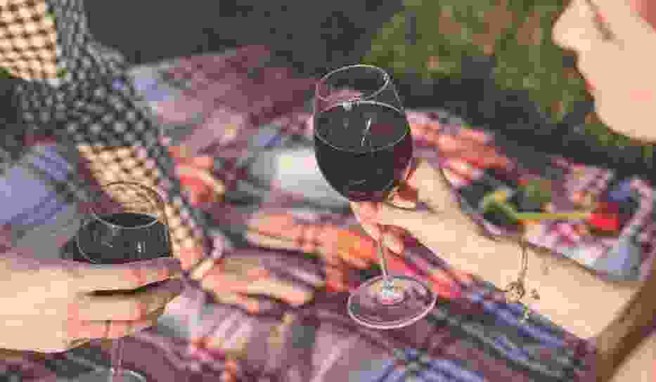 Ile kalorii ma alkohol? Jaki alkohol jest najbardziej tuczący?