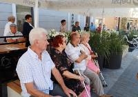 Seniorzy z gminy Śrem urodzeni we wrześniu spotkali się na urodzinowej kawie