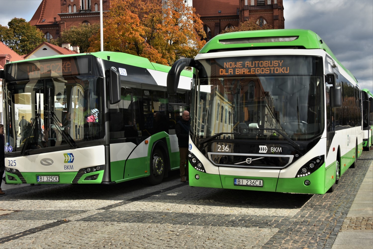 Piętnaście nowych autobusów komunikacji miejskiej w Białymstoku
