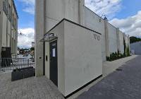 Kolejna nowoczesna toaleta w Nowej Soli. Czy powinna stać na widoku?