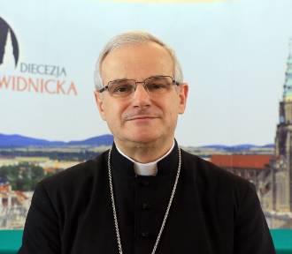 Biskup świdnicki Marek Mendyk, oskarżony o molestowanie, odpowiada w wywiadzie