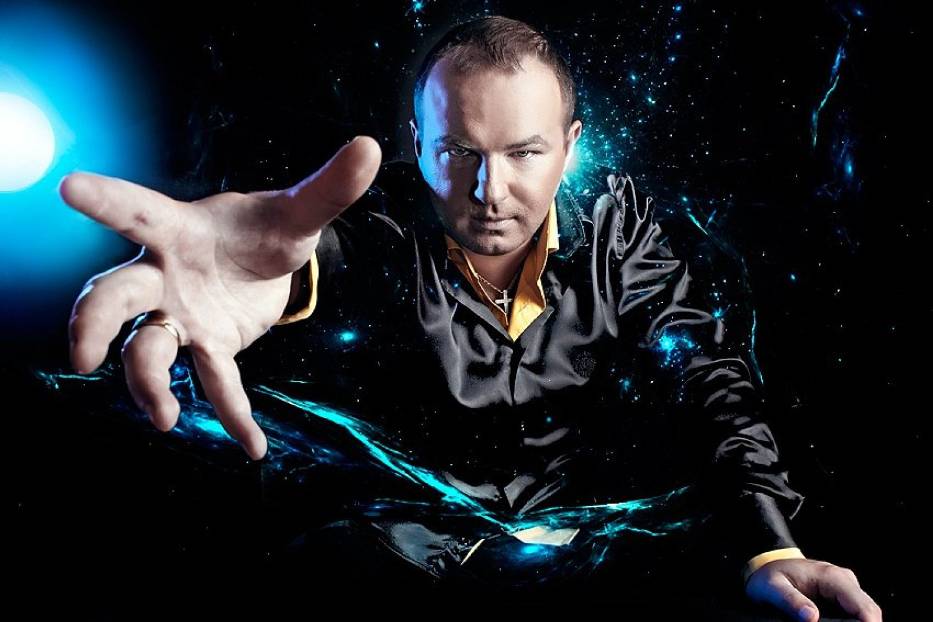 54c9336d83024_o,size,933x0,q,70,h,248c93