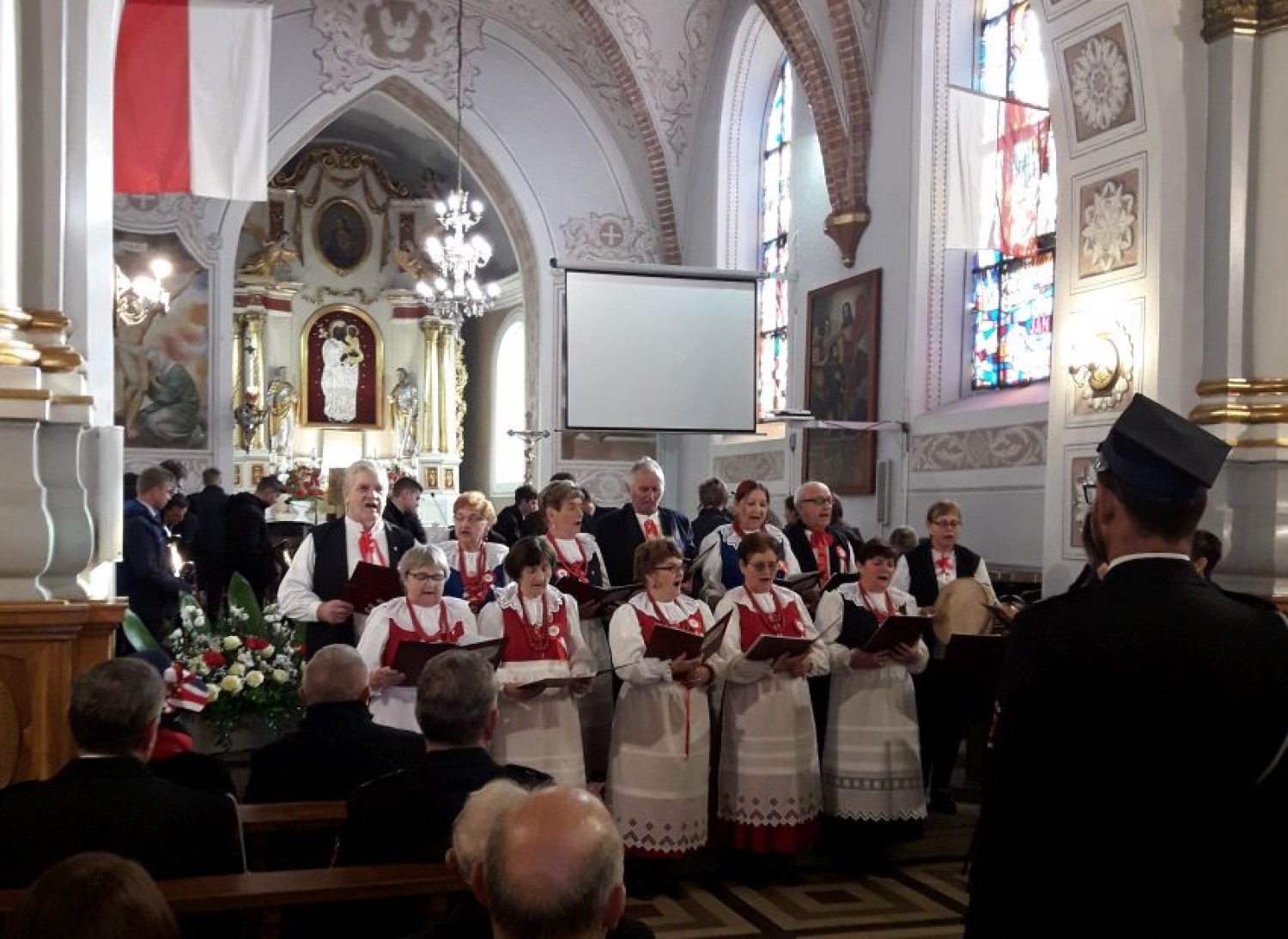 Święto Niepodległości w Koźminku. Wystawa, koncert i msza święta Z