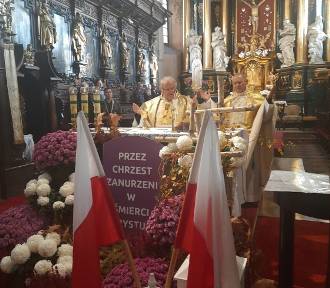 Msza święta za Ojczyznę w kościele św. Jana Apostoła i Ewangelisty w Pińczowie [FOTO]