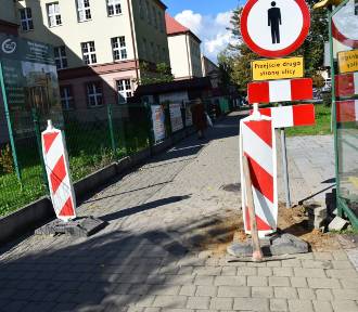 Uwaga! Utrudnienia na ulicy Mickiewicza w Sandomierzu. Co się stało? [ZDJĘCIA]