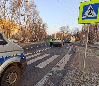 Katowice: 73-latka potrącona na oznakowanym przejściu. Kobieta nie przeżyła...