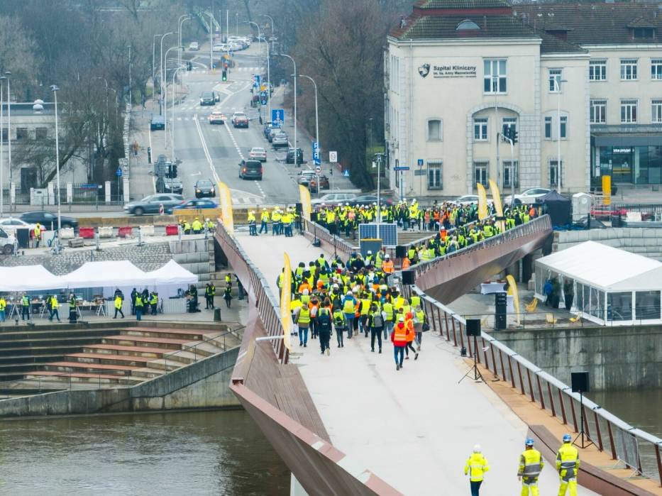 Most na Pragę przeszedł ważny test