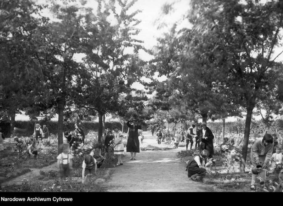 Ogródek jordanowski w Pleszewie, 1935 r.