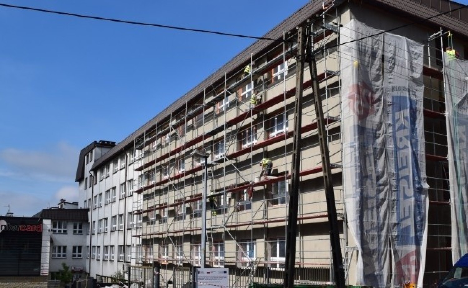 Roboty dociepleniowe wykonuje firma HOTEX z Kielc