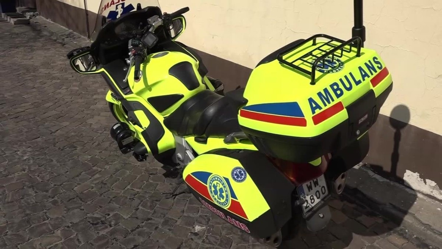 - Na miejsce w pierwszej kolejności zadysponowano motocykl ratunkowy