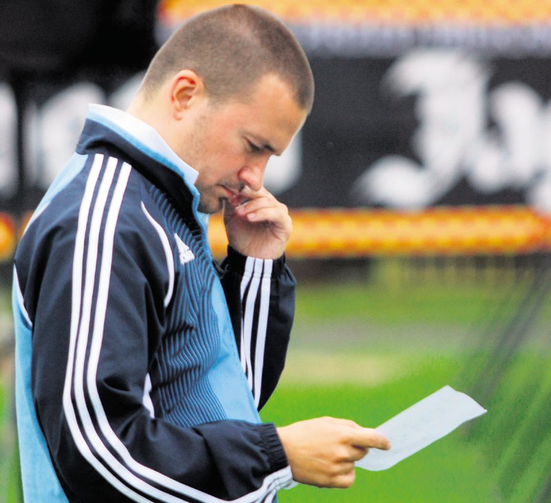 Rafał Ulatowski zastanawia się nad składem na pierwszy mecz