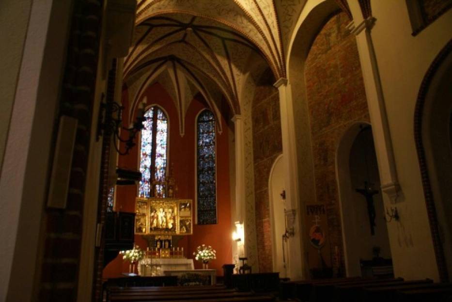 Kościoły w Poznaniu - msze św. w niedziele i dni powszednie.