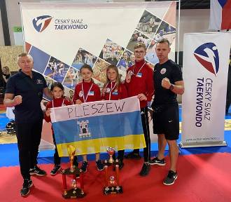 Cztery medale zawodników UKS Taekwondo Pleszew podczas turnieju w Pradze