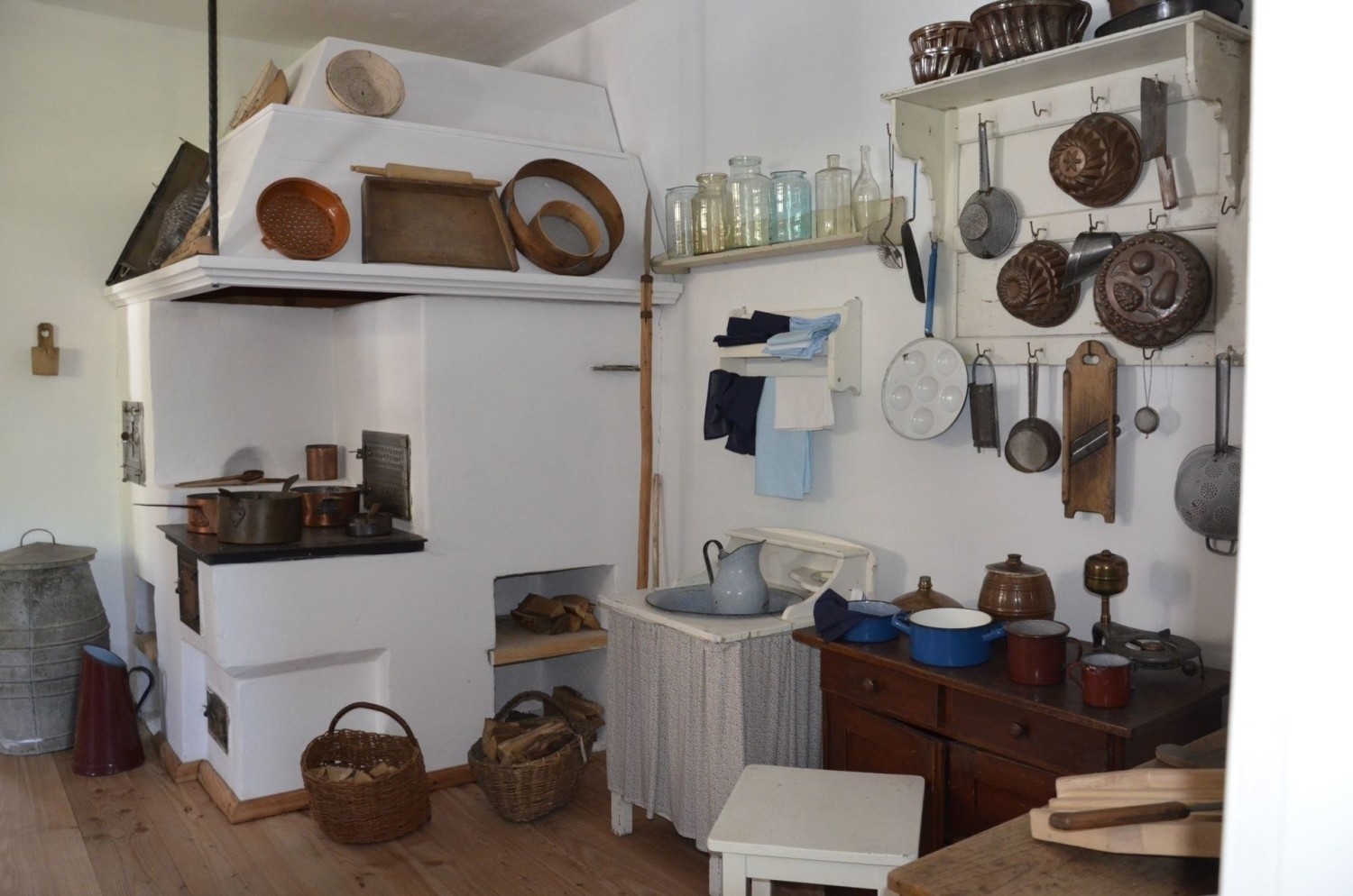 Muzeum Budownictwa Ludowego w SanokuSanocki skansen to niewątpliwie jedna z najciekawszych atrakcji turystycznych w Polsce