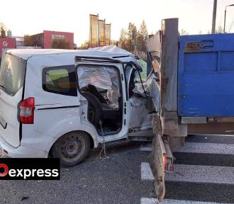 Poważny wypadek na DK46 w Lisowie. Droga była zablokowana