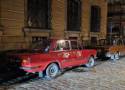 Zabytkowe auta przejechały ulicami Legnicy podczas Nocy Muzeów. Legnickie klasyki na muzealnych uliczkach, zobaczcie zdjęcia