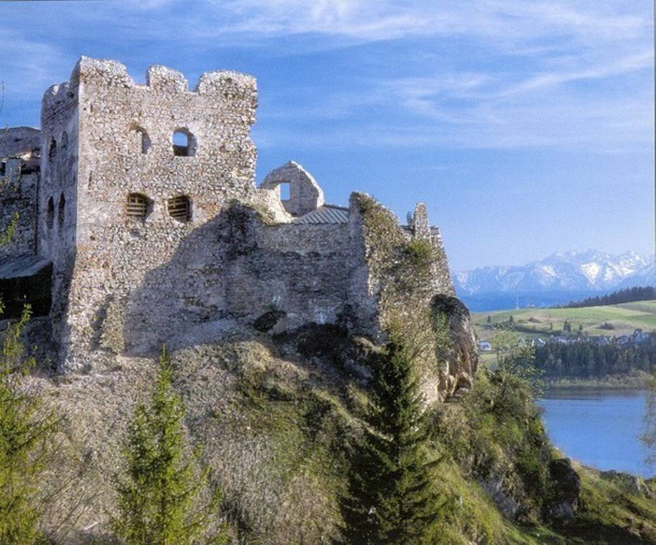 Na Podstawie Dostępnych źródeł Scharakteryzuj Trzy Miejsca W Małopolsce TOP 10 zamków w Małopolsce [ZDJĘCIA] - NaszeMiasto.pl