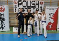 Sieradzanie na podium Kyokushin Shihkyokushin Polish Fighter Cup ZDJĘCIA
